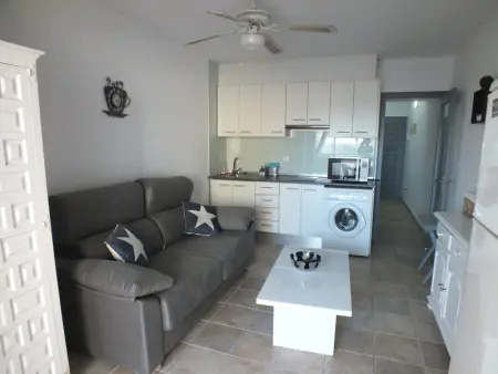 Appartement cosy à 50m de la plage avec climatisation et TV, 2/4 personnes - Photo 5