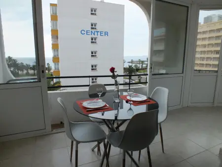 Appartement confort, 50m plage, 4 pers, terrasse, TV, lave-linge - Photo 5