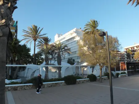 Appartement en Bord de Mer à Santa-Margarita, 6ème Étage avec Terrasse, Jardin et Piscine - Photo 1