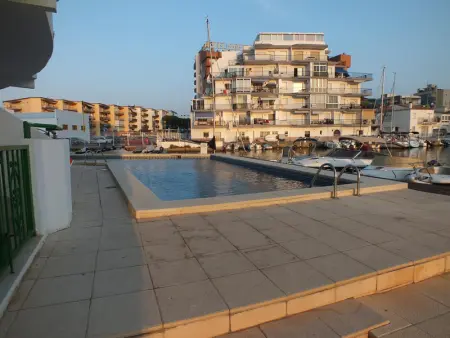 Appartement à Roses avec piscine pour 4 personnes – Proche de la plage - Photo 1