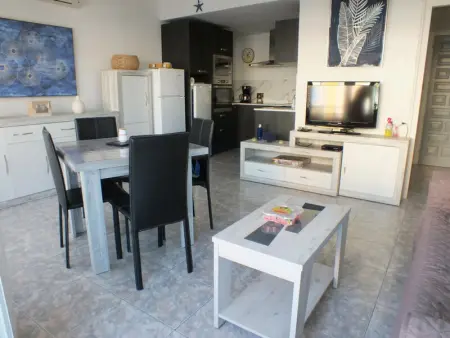 Appart 1ch, clim optionnelle, piscine, jardin - Roses - Photo 5