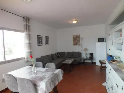 Appartement pour 6 - Terrasse - Proche Plage et Commerces - Photo 11