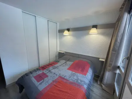Appartement cosy avec balcon, piscine et parking en option à Plagne 1800 - Photo 4