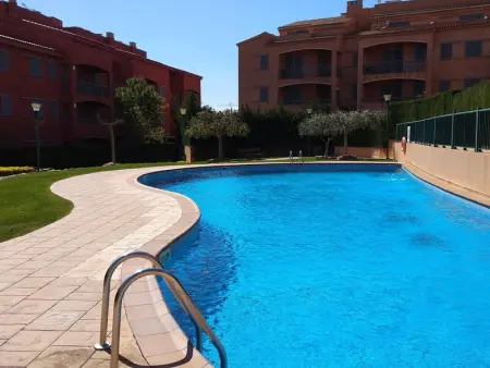 Appartement à L'Ametlla de Mar, Acojedor Apartamento Familiar Con Piscina Comunitaria Marina Sant Jordi (MSJ72) - L902932