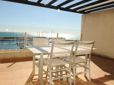 Appartement à L'Ametlla de Mar, Bonito Duplex Con Impresionantes Vistas Al Puerto Residencial Marina Del Port 44 - L902940