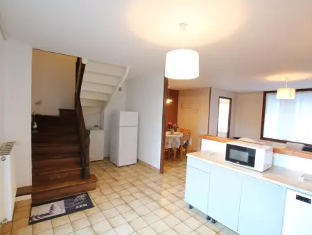 Charmante maison rénovée avec 2 chambres, à 3 km de la mer, proche commerces, parking, wifi. - Photo 8