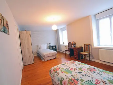 Charmante maison rénovée avec 2 chambres, à 3 km de la mer, proche commerces, parking, wifi. - Photo 11