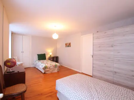 Charmante maison rénovée avec 2 chambres, à 3 km de la mer, proche commerces, parking, wifi. - Photo 12