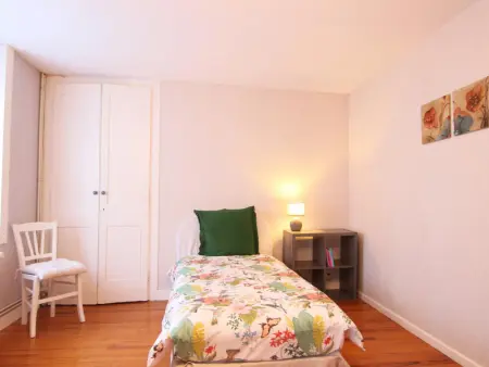 Charmante maison rénovée avec 2 chambres, à 3 km de la mer, proche commerces, parking, wifi. - Photo 14