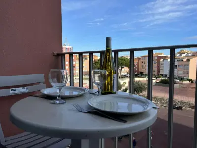 Appartement à Cap d'Agde, Studio Centre avec Piscine, Balcon et Proximité Plage, 2 Personnes - L903055