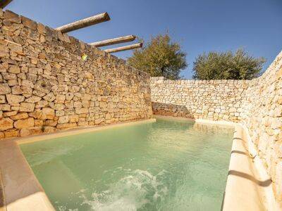 Trullo Pool Suite, Maison 5 personnes à Locorotondo IT6865.103.1