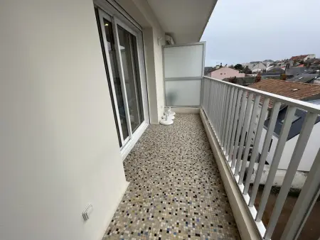 Appartement Moderne Centre-Ville, Proche Plage, 5 Couchages, Parking Privé - Photo 12