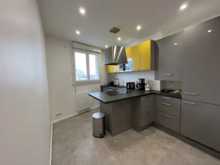 Appartement Moderne Centre-Ville, Proche Plage, 5 Couchages, Parking Privé - Photo 14