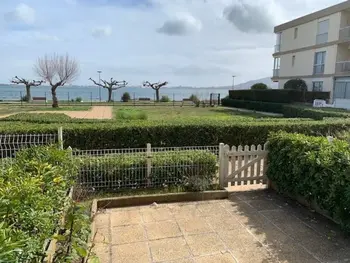 Appartement à Balaruc les Bains, Appartement ⭐⭐ à Balaruc-les-Bains avec climatisation et jardin, animaux admis - L903224