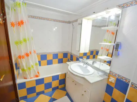 Sevilla, Appartement 6 personnes à Salou - Photo 12