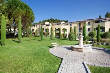 Appartement à Gréoux les Bains,	 Résidence La Licorne de Haute-Provence 4 FR-04800-21 N°903287