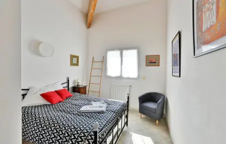 Location Maison 6 personnes à NIMES - Photo 18