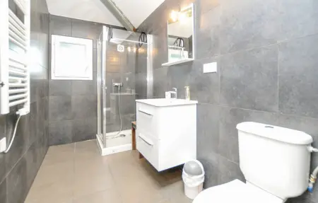 Location Appartement 4 personnes à Ghisonaccia - Photo 8