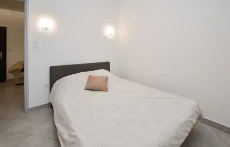 Location Appartement 4 personnes à Ghisonaccia - Photo 15