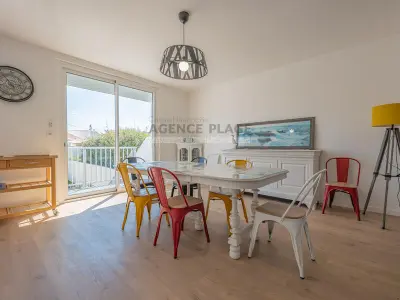 Maison à Les Sables d'Olonne, Maison 3 chambres avec jardin et parking à La Chaume, proche plages et commerces - L859432