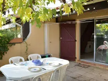 Casa en Saint Cyprien,Maison bord de mer 8 pers. avec terrasse, parking privé, animaux acceptés, ménage inclus FR-1-225D-616 N°859435