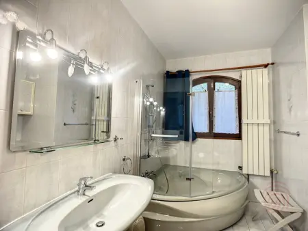 Maison F4 avec terrasse, parking et animaux acceptés - Photo 23