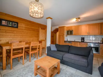 Appartement à Morzine, Appartement Morzine 64m² - Proche remontées mécaniques, WiFi, Sauna, Parking, 6 Pers. - L903508