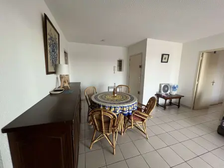 T3 Centre-ville avec Piscine, Parking Sécurisé, Proche Plage, 6 Pers - Valras-Plage - Photo 5