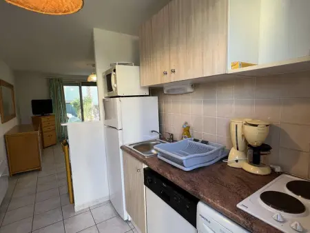 Pavillon à Valras-Plage avec Piscine, Jardinet, Proche Plage et Commerces, Capacité 6 Personnes - Photo 10