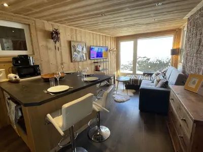 Appartement à Praz sur Arly, Studio Cabine à Praz-sur-Arly, 4 pers, proche pistes et village, parking et extérieur privé - L903683