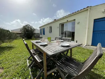 Casa en Saint Denis d'Oléron,Maison 3 Pièces Calme Près Océan & Phare - 6 Couchages - WIFI, Parking FR-1-246A-186 N°859583