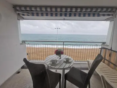 Appartement à Platja d'Aro, VILLAS COSETTE Apartamento Ely Palace 3-6 / Acogedor apartamento en el centro de Platja d'Aro (Costa Brava) y a primera linea de mar.  - L903841