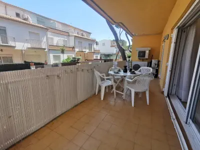 Appartement à Platja d'Aro, Appartement Confortable à Platja d'Aro: Parking, Climatisation, Balcon à Deux Pas de la Plage - L903843