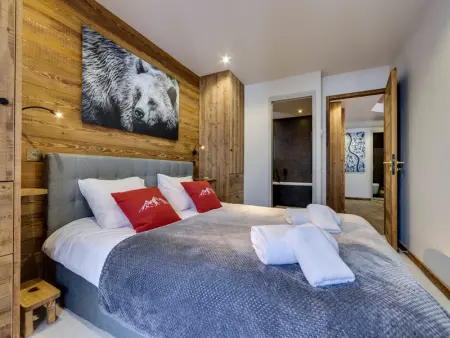 Appartement 3 Chambres avec Piscine, Jacuzzi et Skis aux Pieds à Arc 1950 - Photo 6