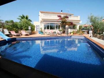 Villa   à Ametlla de Mar pour 8 personnes avec piscine privée, Maison 8 personnes à L'Ametlla de Mar ES-217-15