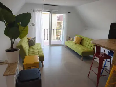 Appartement à Torremolinos, Appartement rénové, 2 chambres, balcon, Wi-Fi, proche plages, animaux admis - L904241