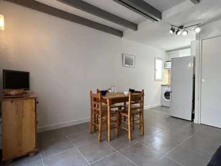 Maison T2 mezzanine rénovée - 6 pers, Gruissan Mateille, Terr. ensoleillée, piscine, parking privé - Photo 3