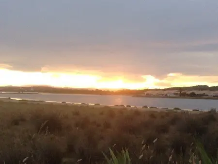 Pavillon 3 pièces avec piscine, terrasse et parking privé - Proche plage et commerces - Photo 10