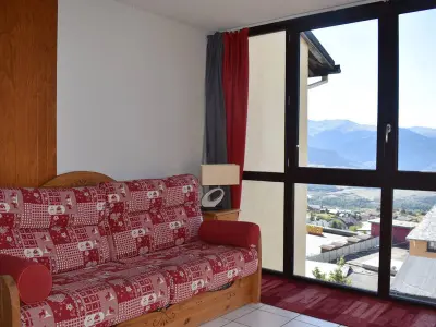 Appartement à Font Romeu Odeillo Via, Studio Cabine Centre-Ville avec Box Voiture et WiFi - L904419