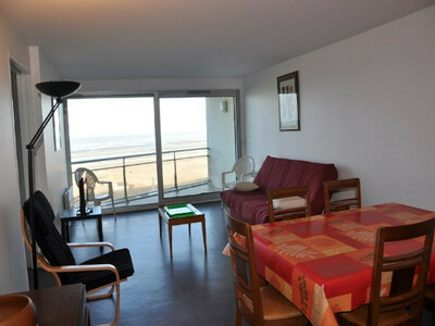 Location Appartement à Le Touquet Paris Plage,Grand appartement F2 de 65 m² Front de mer - N°946817