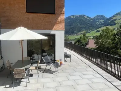 Appartement à Zweisimmen, Gletscherhorn Sockelgeschoss Südwest CH3770.701.1 N°870928