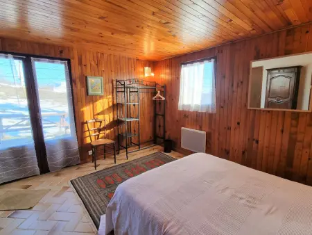 Spacieux T2 avec Jardin à Proximité du Télésiège – Idéal pour 4 Personnes - Photo 4