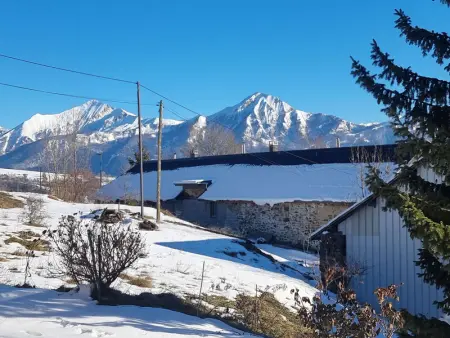 Spacieux T2 avec Jardin à Proximité du Télésiège – Idéal pour 4 Personnes - Photo 6