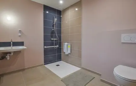 Location Maison 9 personnes à Fierville les Mines - Photo 23