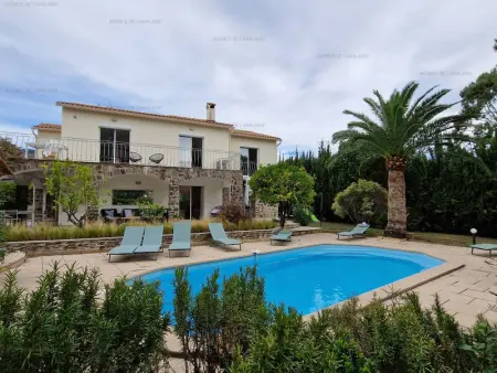 Villa à Cavalaire sur Mer, Villa climatisée avec piscine et jardin, à deux pas de la plage, Cavalaire-sur-Mer - L860817