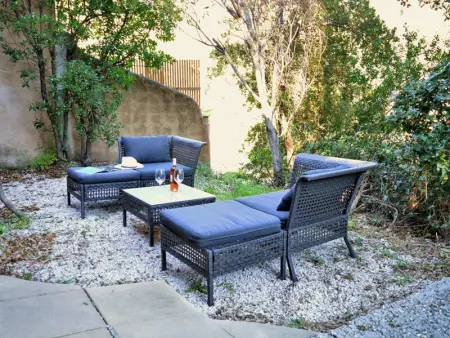 Maison Méditerranéenne 3 Pièces avec Jardin, Proche Plage – 6 Couchages, BBQ, Garage, Terrasse - Photo 2