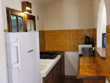 Maison Méditerranéenne 3 Pièces avec Jardin, Proche Plage – 6 Couchages, BBQ, Garage, Terrasse - Photo 8