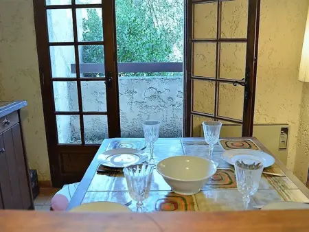 Maison Méditerranéenne 3 Pièces avec Jardin, Proche Plage – 6 Couchages, BBQ, Garage, Terrasse - Photo 9