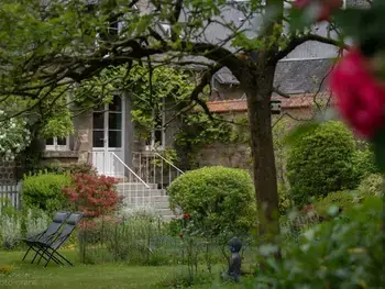 Gite in Ducey les Chéris,Gîte Romantique en Baie du Mont St Michel avec Jardin Privé et Tout Confort Inclus FR-1-362-1018 N°860824