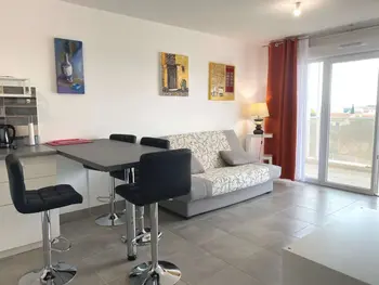 Wohnung in Balaruc les Bains,Appartement T2 avec balcon, parking privé, wifi - Balaruc-les-Bains FR-1-553-204 N°948823